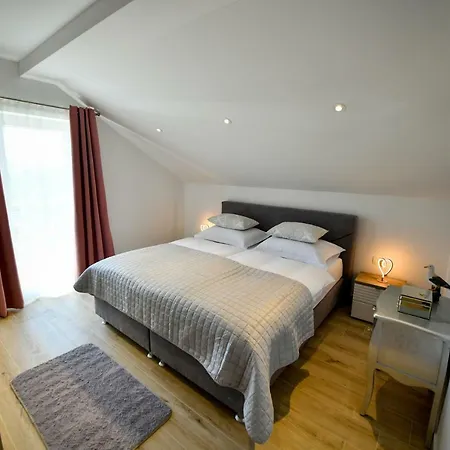 Appartement Cambi Lux Otok (Split-Dalmatia)